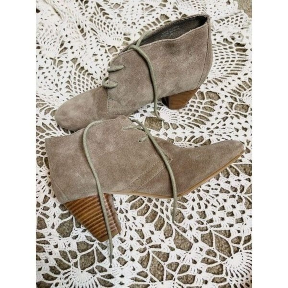 Aldo Suede Ankle Boots Lace Up Booties Block Heel‎ Almond Toe